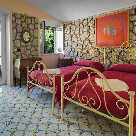 Casa Silvana 2 Casa Con Giardino By Italiahost Apartment *