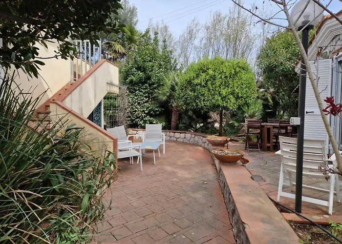 Casa Silvana 2 Casa Con Giardino By Italiahost